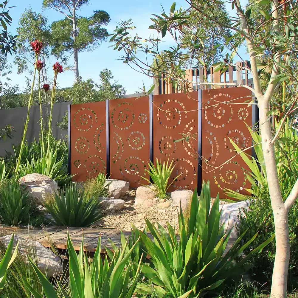 Modern garden screening design Melbourne