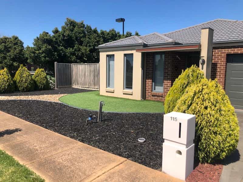 Front yard landscaping Tarneit